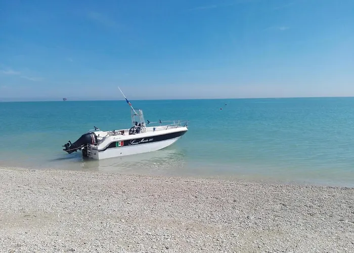 Pensión La Pisana Porto SantʼElpidio