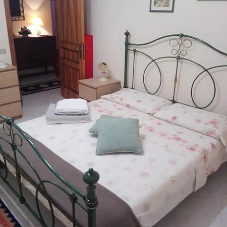La Pisana Guest house *